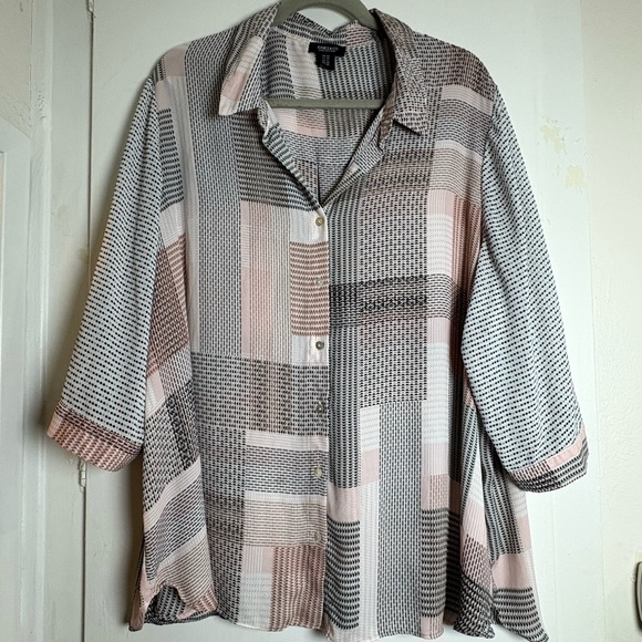Jones & Co. Tops - Women's Geometric Patterned Button Front Blouse, 3/4 Sleeves, Size 3XL